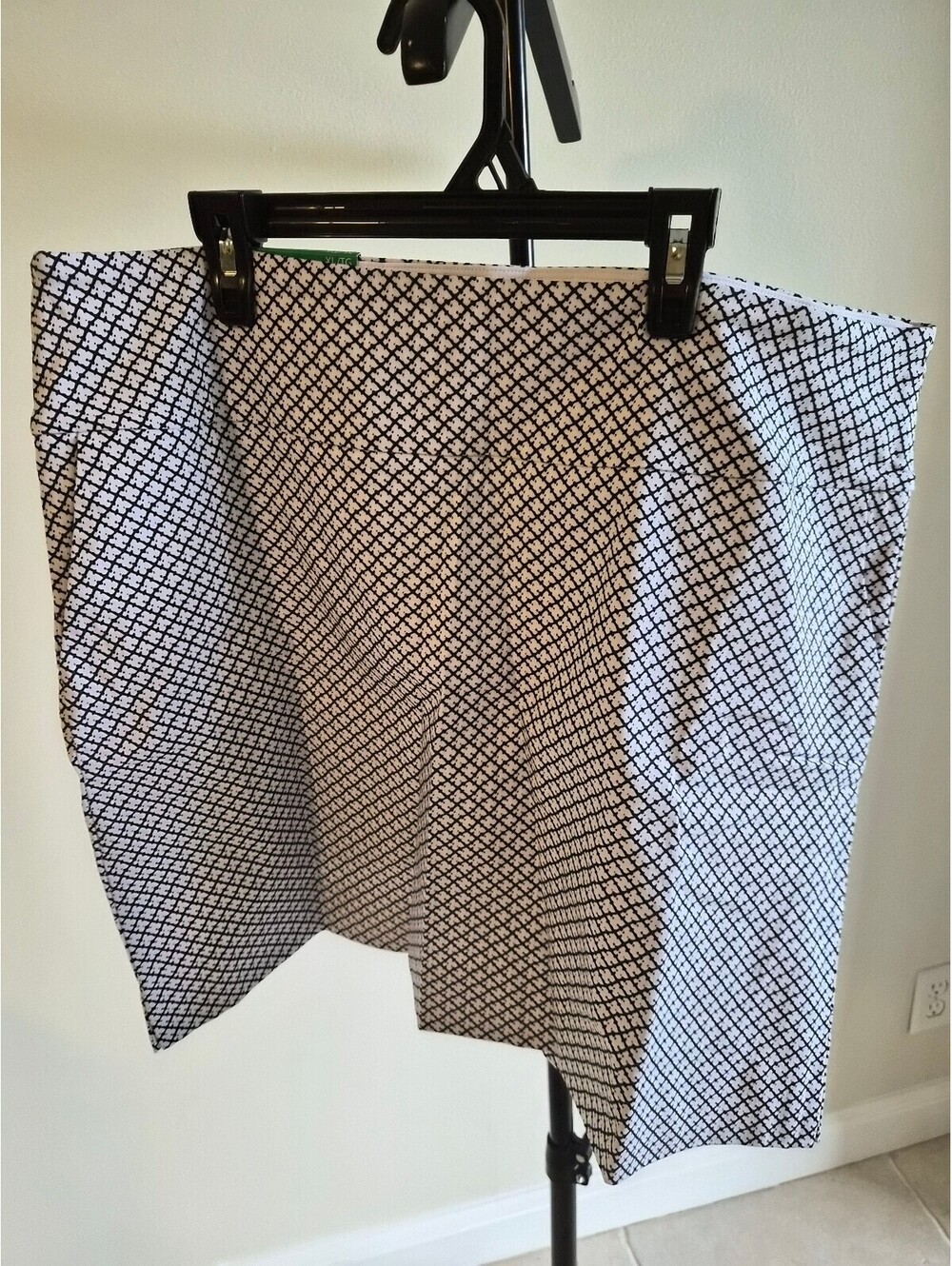 Up! Women's Pull-On Skirt with Built-In Shorts XL Multi 0044